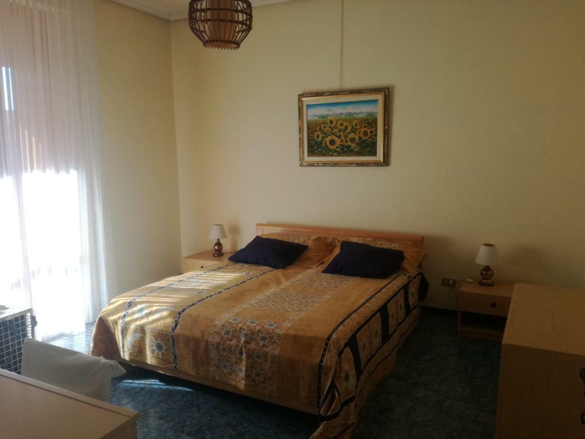 Apartamento Un'Oasi Di Pace In Centro San Severo Exterior foto