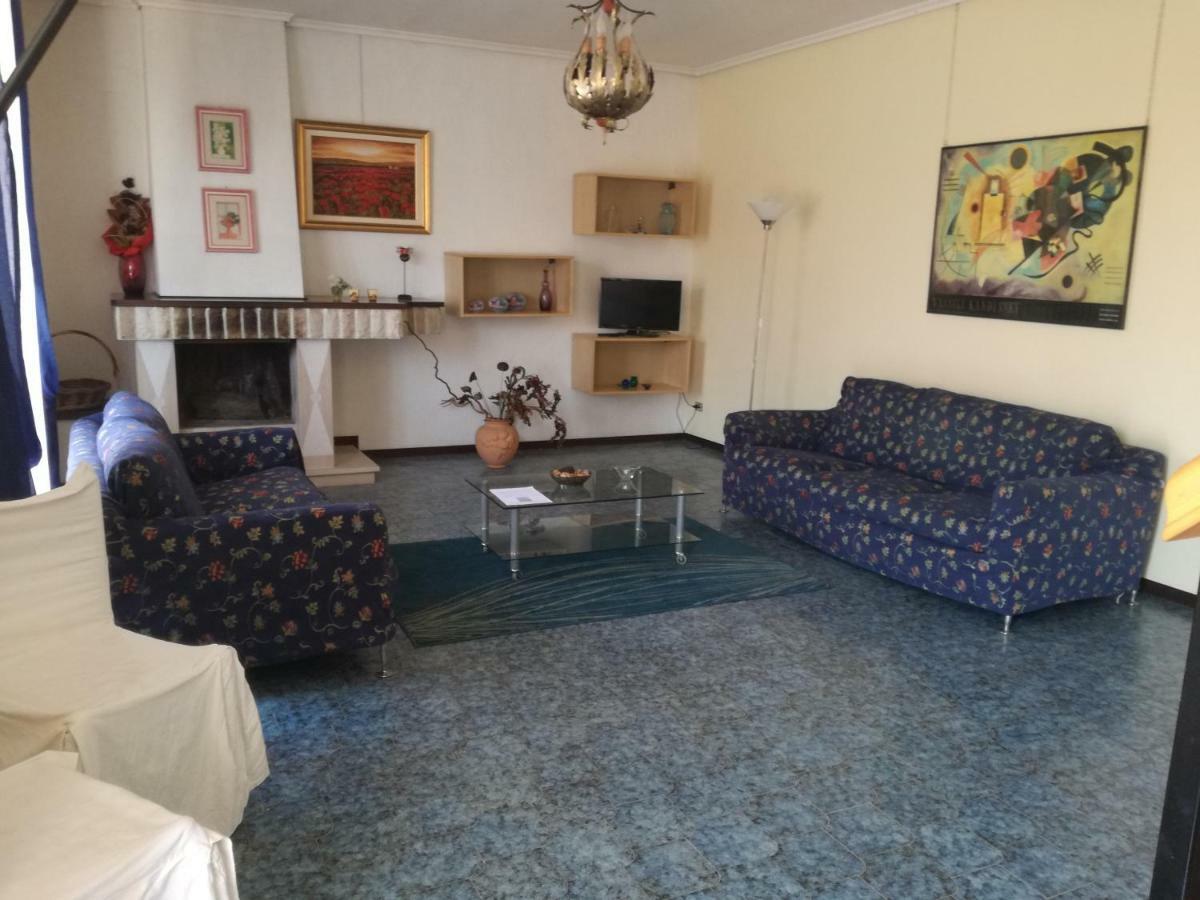 Apartamento Un'Oasi Di Pace In Centro San Severo Exterior foto