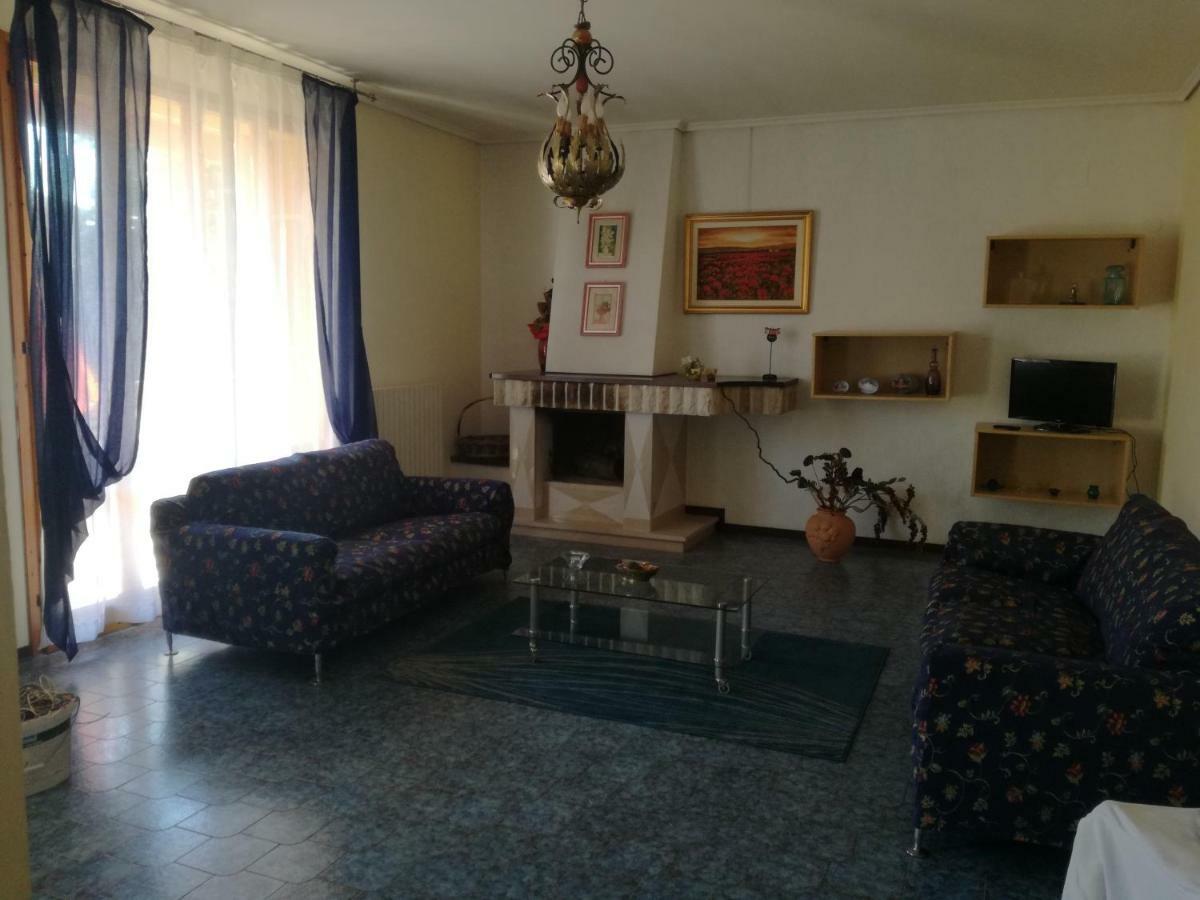 Apartamento Un'Oasi Di Pace In Centro San Severo Exterior foto